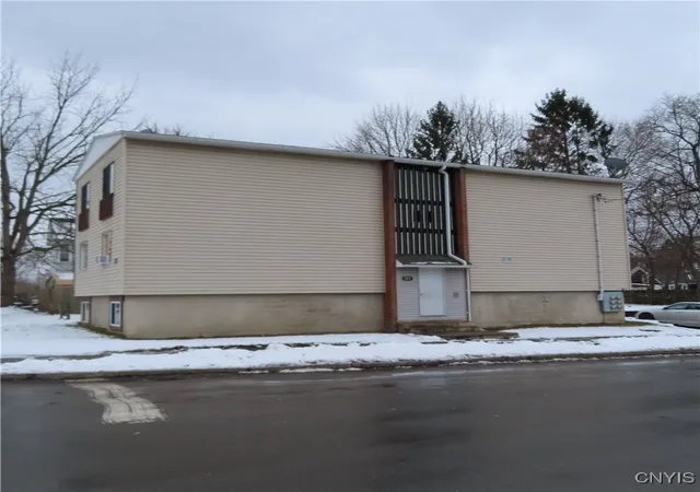 2nd image of 600 South Ave, Syracuse, NY 13207 | MLS# S1649223