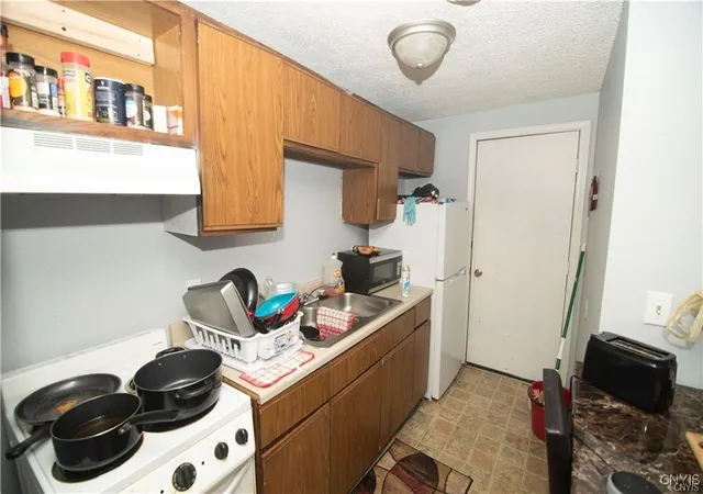 5th image of 600 S Ave, Syracuse, NY 13207