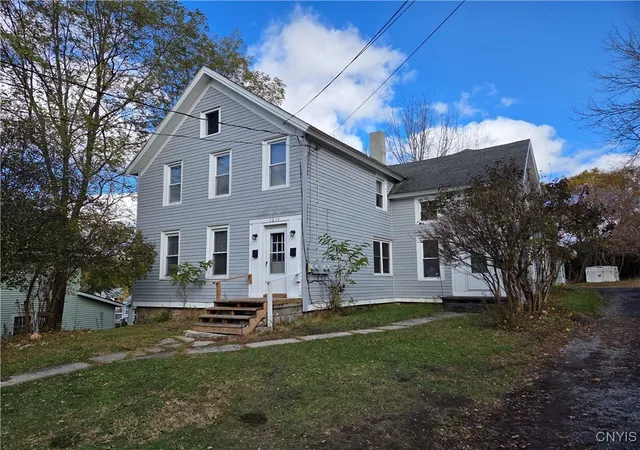 1st image of 1011 Gotham St, Watertown, NY 13601 | MLS# S1650017