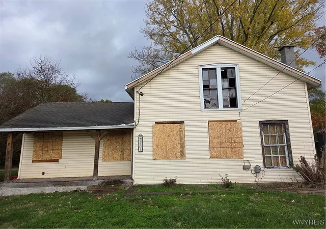 1st image of 9205 Ridge Rd, Hartland, NY 14105 | MLS# B1650276