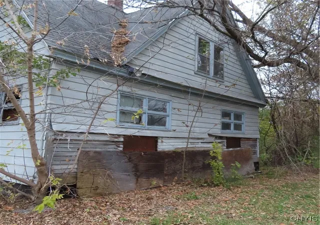 3rd image of 632 W Newell St, Syracuse, NY 13205 | MLS# S1649718