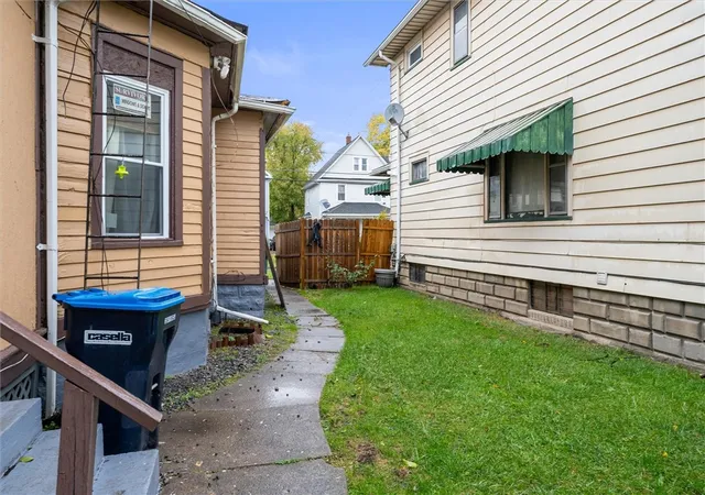 Homes for sale in Rochester, NY | 807 Avenue D, Rochester, NY 14621 | MLS# R1647801