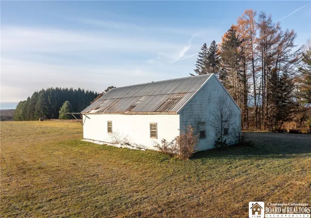 10th image of 2391 Donelson Rd, Kiantone, NY 14701 | MLS# R1651062