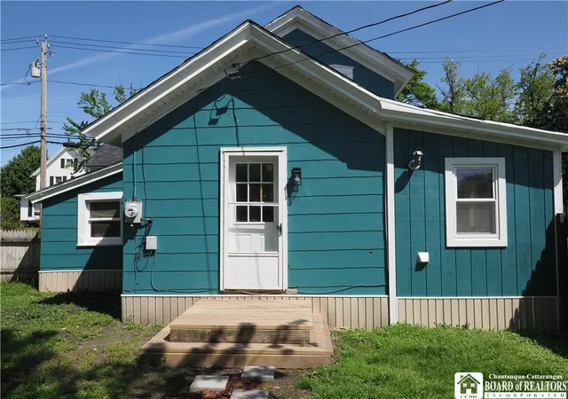 3rd image of 83 W 2Nd St, Dunkirk, NY 14048 | MLS# R1651218