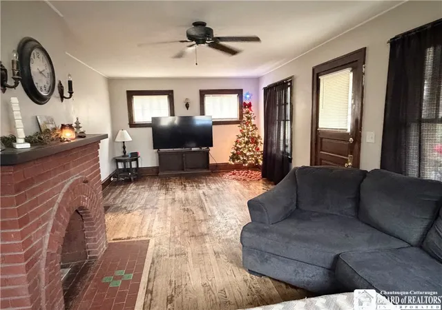 5th image of 19 Hammond St, Jamestown, NY 14701 | MLS# R1650979