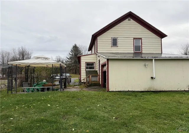 Photo 2 of Single family home for sale at 314 Main St, Antwerp, NY 13608 | MLS# S1651386 | Listing updated on 2026-07-19