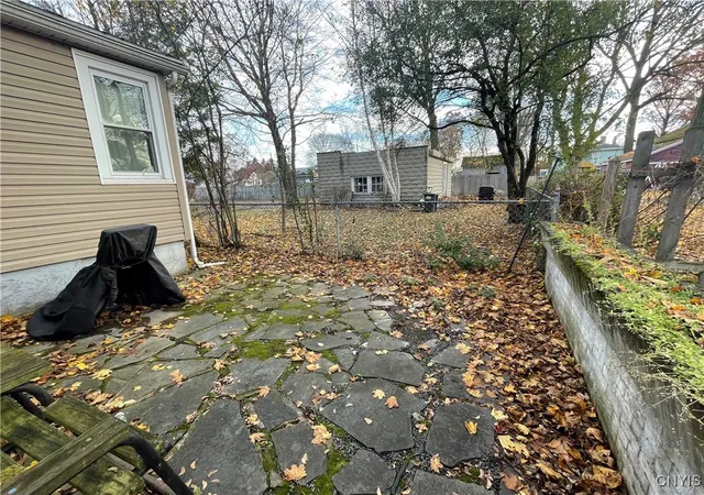 Homes for sale in Auburn, NY | 2-4 Maple St, Auburn, NY 13021 | MLS# S1650895