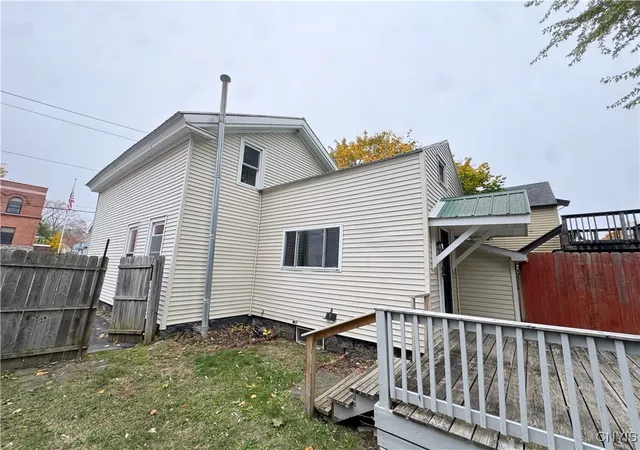 2nd image of 610 Franklin St, Ogdensburg, NY 13669 | MLS# S1651621