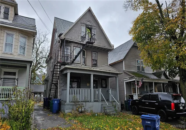 Homes for sale in Buffalo, NY | 663 Hopkins St, Buffalo, NY 14220 | MLS# B1652064