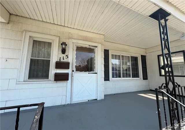 Homes for sale in Buffalo, NY | 115 Hayden St, Buffalo, NY 14210 | MLS# B1651389