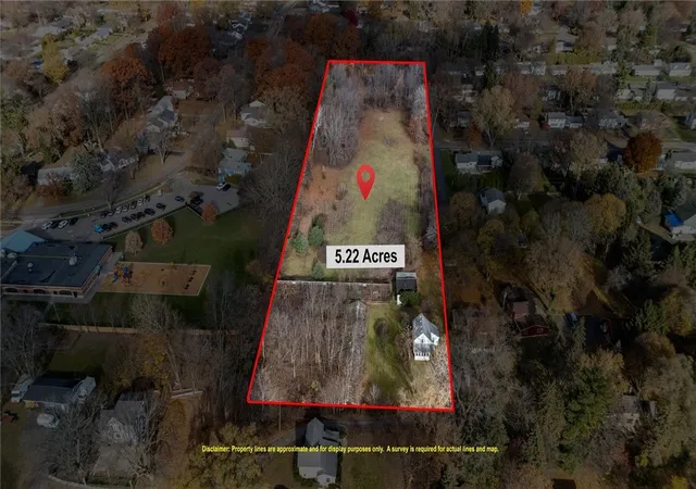 2nd image of 1339 Stanton Ln, Irondequoit, NY 14617 | MLS# R1651837