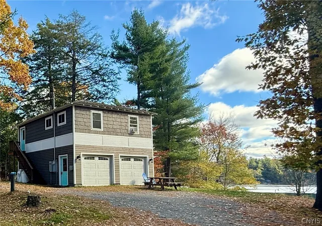 Photo 5 of Single family home for sale at 51 Dewey Rd, Hermon, NY 13652 | MLS# S1652255 | Listing updated on 2026-07-15