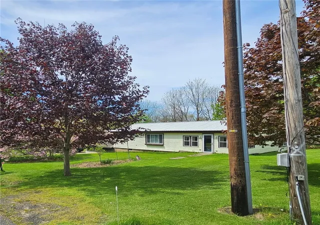 Homes for sale in Sterling, NY | 14443 Meade St, Sterling, NY 13156 | MLS# R1652307