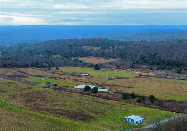 4th image of 296 Hugg Rd, Baldwin, NY 14901 | MLS# R1652349