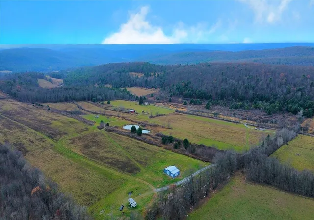 5th image of 296 Hugg Rd, Baldwin, NY 14901 | MLS# R1652349