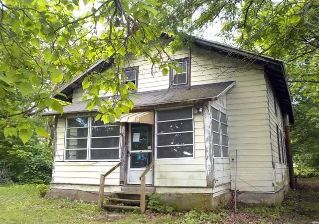 1st image of 1140 N Main St, Newark, NY 14513 | MLS# R1652240