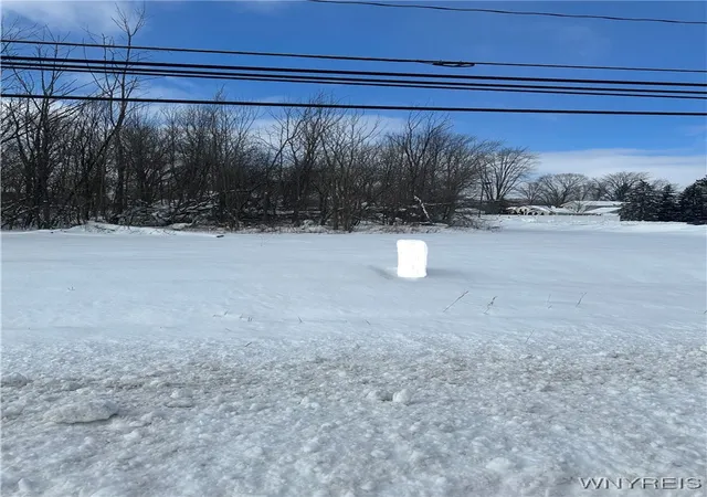 1st image of Creek Rd, Lewiston, NY 14092 | MLS# B1652570