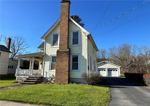 Photo 1 of Single family home for sale at 69 Liberty St, Walton, NY 13856 | MLS# R1653147 | Listing updated on 2026-08-04