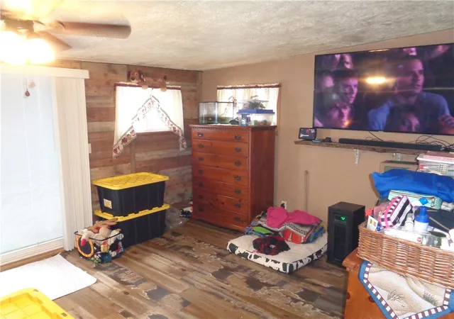 Photo 4 of Sale Pending at 403 Shappee St, Horseheads, NY 14845 | MLS# R1653614 | Listing updated on 2026-06-09