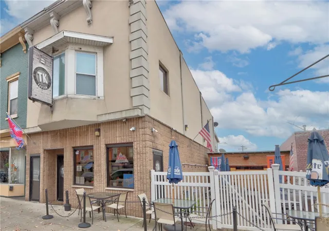 Homes for sale in Waterloo, NY | 14 E Main St, Waterloo, NY 13165 | MLS# R1654058