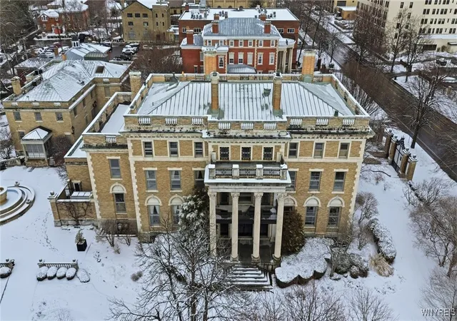 1st image of 672 Delaware Ave, Buffalo, NY 14209 | MLS# B1653947