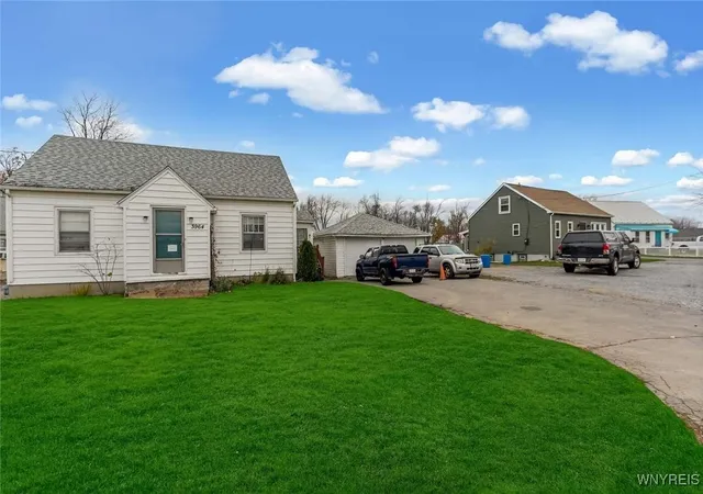 1st image of 3964 Southwestern Blvd, Orchard Park, NY 14127 | MLS# B1654758