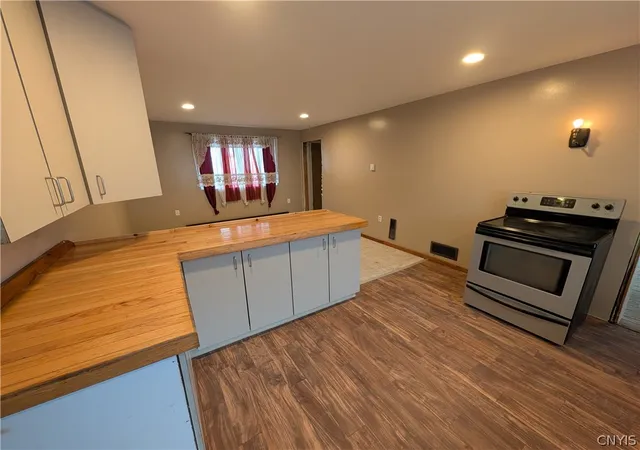 Homes for sale in Diana, NY | 14272 State St, Diana, NY 13648 | MLS# S1654591