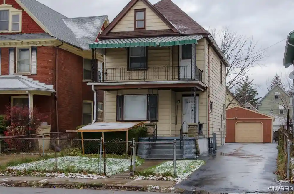 Photo 1 of Single family home for sale at 1852 Niagara Ave, Niagara Falls, NY 14305 | MLS# B1655079 | Listing updated on 2026-10-05