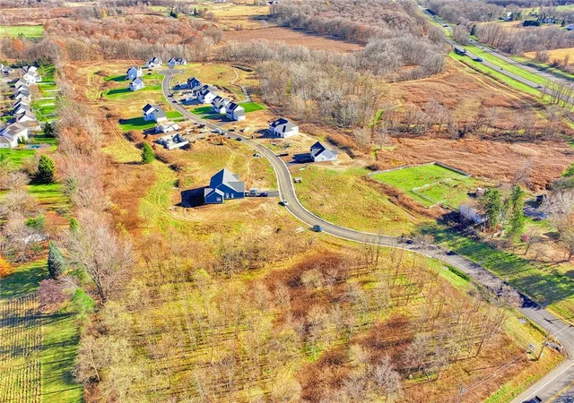 4th image of 8 Mendon Green Ln, Mendon, NY 14534 | MLS# R1654597