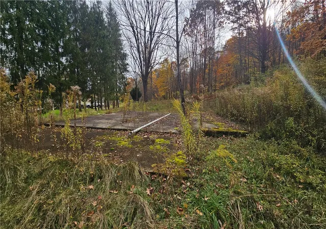 2nd image of 112/136 Dubois Ln, Oxford, NY 13830 | MLS# R1655096