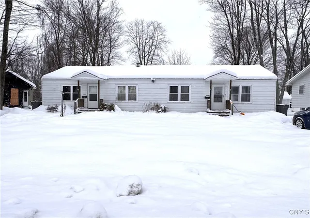 Homes for sale in Rome, NY | 309 11 Sam St, Rome, NY 13440 | MLS# S1654721