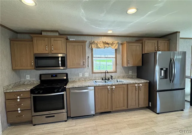 4th image of 10601 Hulser Rd #36, Trenton, NY 13502 | MLS# S1655431
