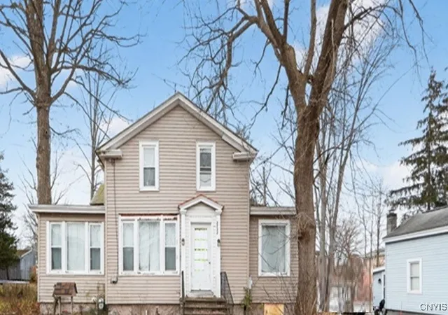 Homes for sale in Brutus, NY | 2732 Green St, Brutus, NY 13166 | MLS# S1655643