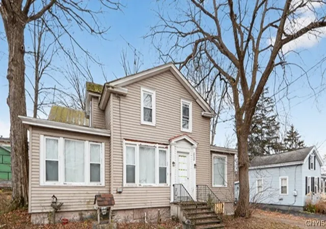 Homes for sale in Brutus, NY | 2732 Green St, Brutus, NY 13166 | MLS# S1655643