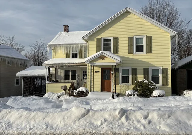 Homes for sale in Kane Boro, PA | 511 Haines St, Kane Boro, PA 16735 | MLS# R1655678