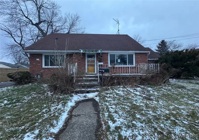 2nd image of 73 Marlowe Ave, Buffalo, NY 14219 | MLS# B1655692