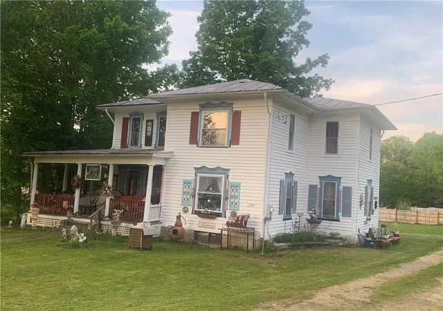 Homes for sale in Friendship, NY | 42 Sunnyside St, Friendship, NY 14739 | MLS# R1655776