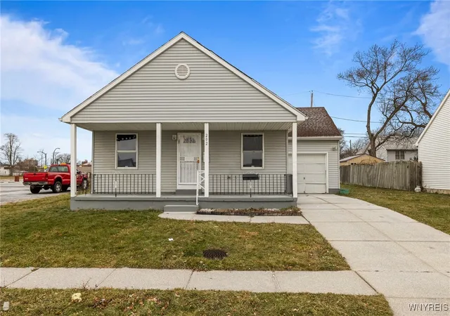 Homes for sale in Buffalo, NY | 202 Purdy St, Buffalo, NY 14208 | MLS# B1655852
