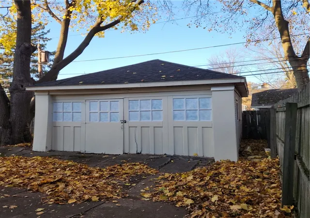 40th image of 204 Cypress St, Rochester, NY 14620 | MLS# R1654909