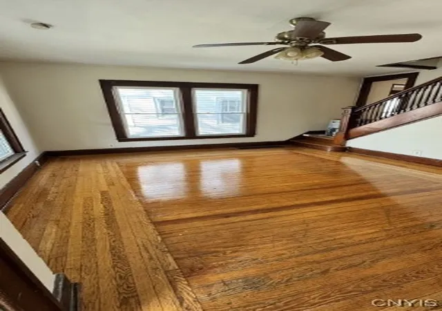 Homes for sale in Syracuse, NY | 121 Sedgwick St, Syracuse, NY 13203 | MLS# S1656061