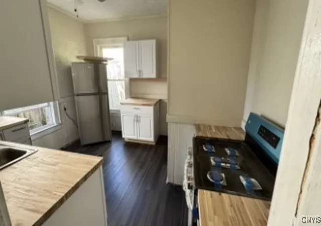 5th image of 121 Sedgwick St, Syracuse, NY 13203 | MLS# S1656061