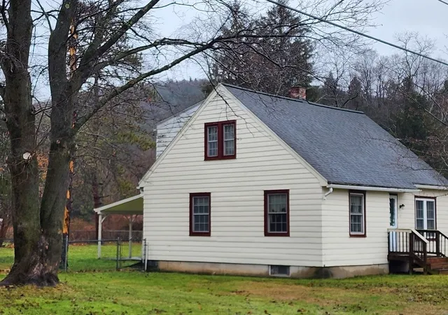 2nd image of 25 Hopkins St, Unadilla, NY 13849 | MLS# R1656069
