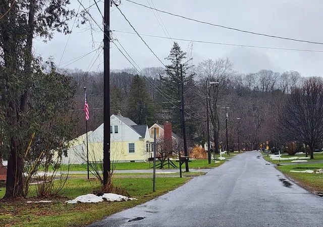 4th image of 25 Hopkins St, Unadilla, NY 13849 | MLS# R1656069