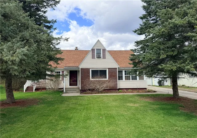 Photo 1 of Single family home for sale at 7 Mchenry Valley Ext, Almond, NY 14804 | MLS# R1651168 | Listing updated on 2026-07-15