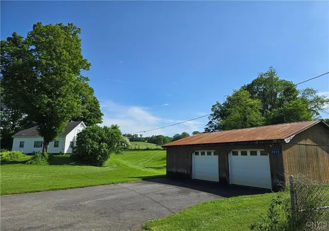 3rd image of 7412 State Hwy 51, Plainfield, NY 13491 | MLS# S1656284
