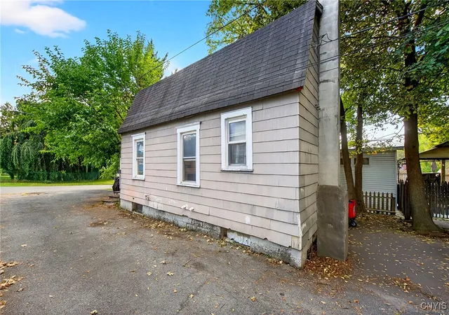 Homes for sale in De Witt, NY | 308 Nelson Ave, De Witt, NY 13057 | MLS# S1656092