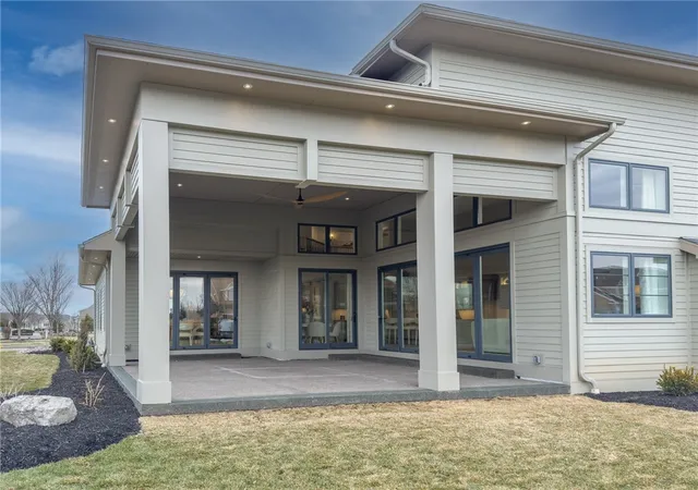 46th image of 10 Pendleton Hill Rd, Rochester, NY 14618 | MLS# R1656454