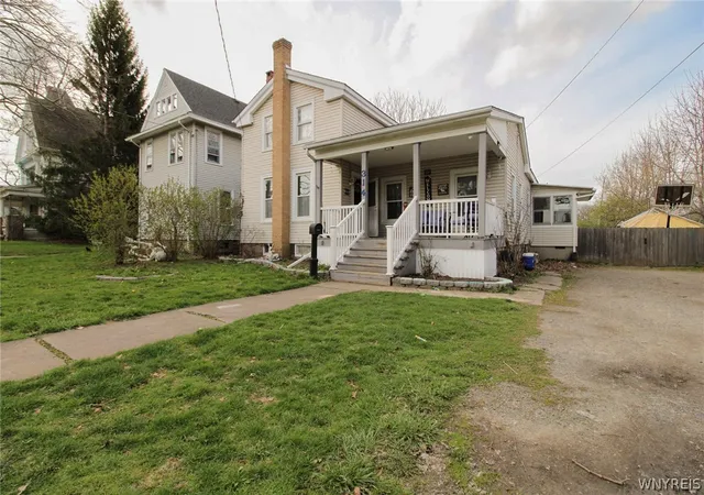 Homes for sale in Ridgeway, NY | 314 Park Ave, Ridgeway, NY 14103 | MLS# B1656497