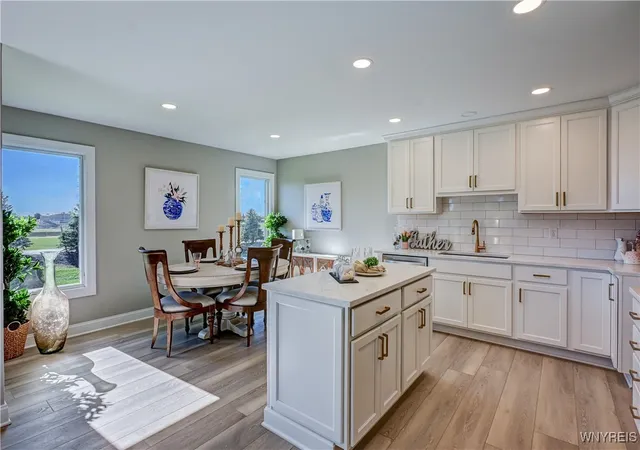 2nd image of 16 A Stonham Pl N #0201, Amherst, NY 14221 | MLS# B1656853