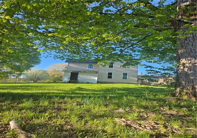 Homes for sale in Palmyra, NY | 2351 Lyon Rd, Palmyra, NY 14522 | MLS# R1656690